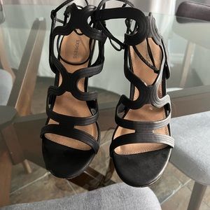 Express black  size 7 dress shoes